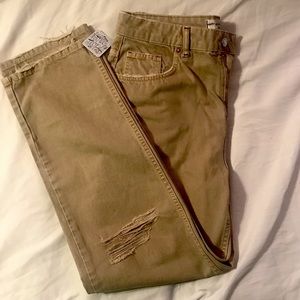 NWT Free People Straight Legged Khaki Jeans